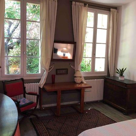 Appartement De Charme Au Coeur De La Vieille Ville 贝尔热拉克 外观 照片