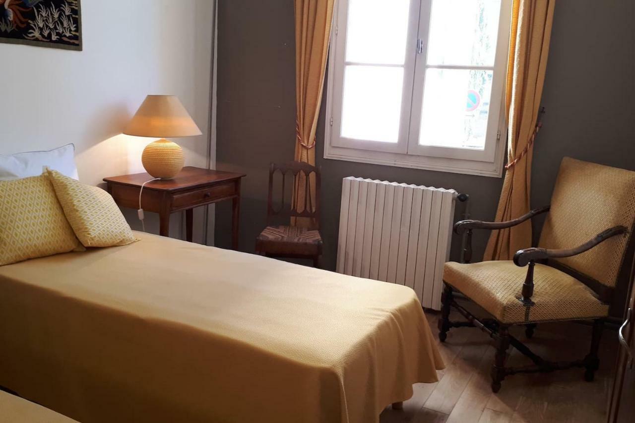 Appartement De Charme Au Coeur De La Vieille Ville 贝尔热拉克 外观 照片
