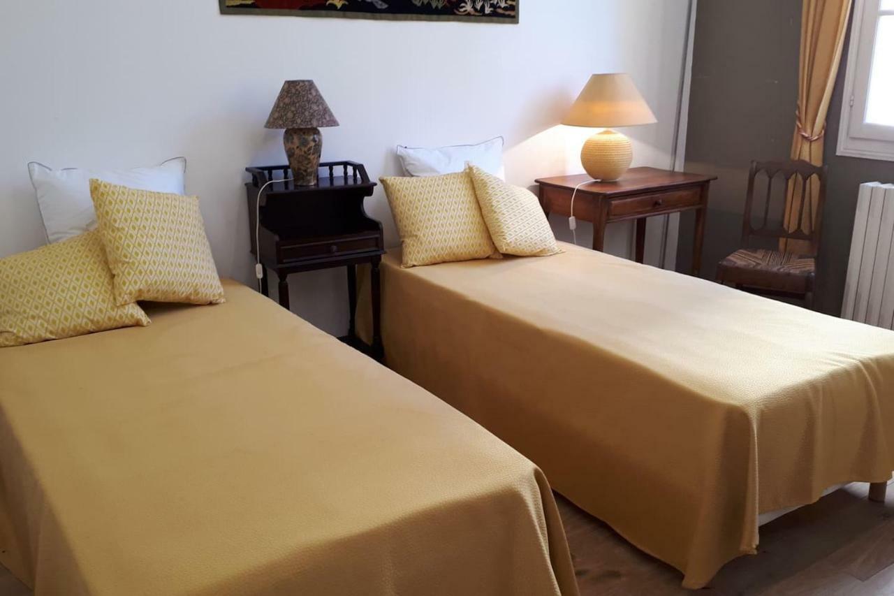 Appartement De Charme Au Coeur De La Vieille Ville 贝尔热拉克 外观 照片